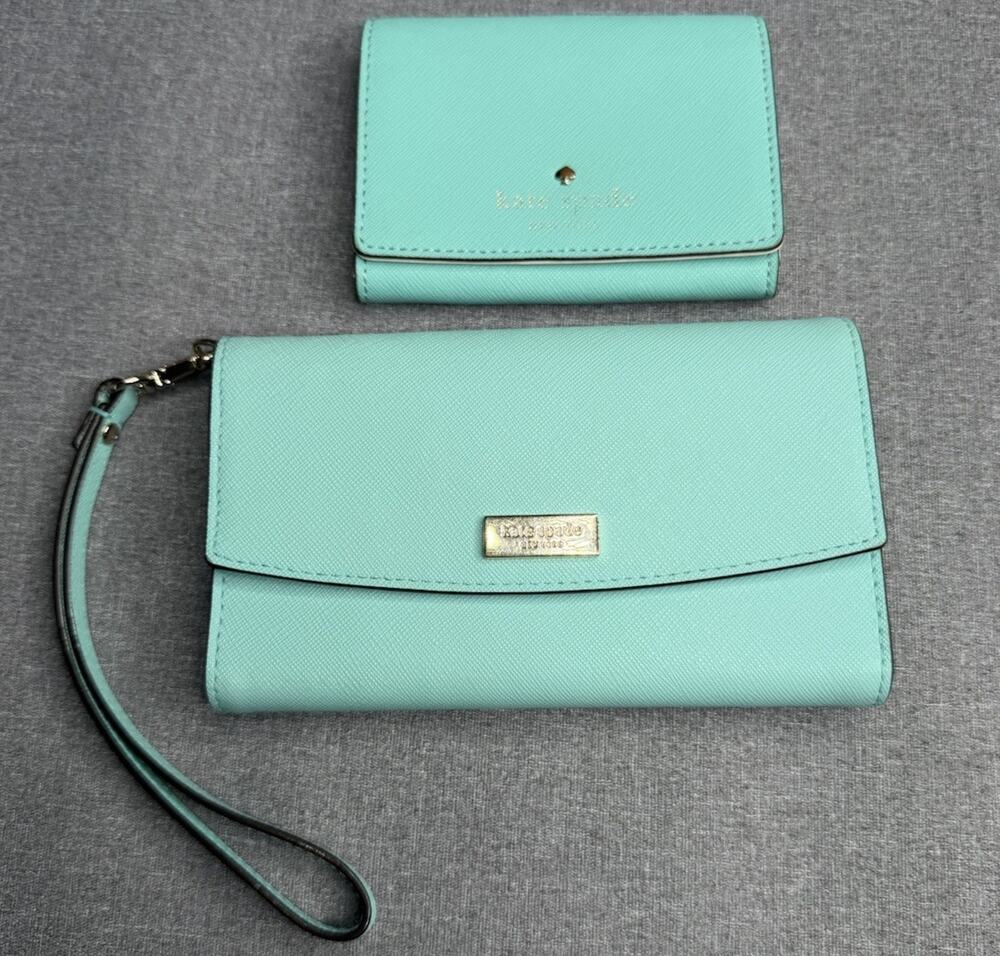 Kate Spade Teal Light Blue Leather Credit Card ID Window Trifold Wristlet Coin